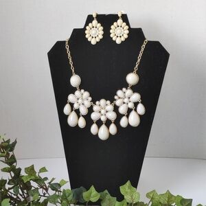 Boho Ivory Teardrop Bib Necklace with Earrings Set